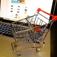 e-ticarette ortalığı bir ses kaydı karıştırdı