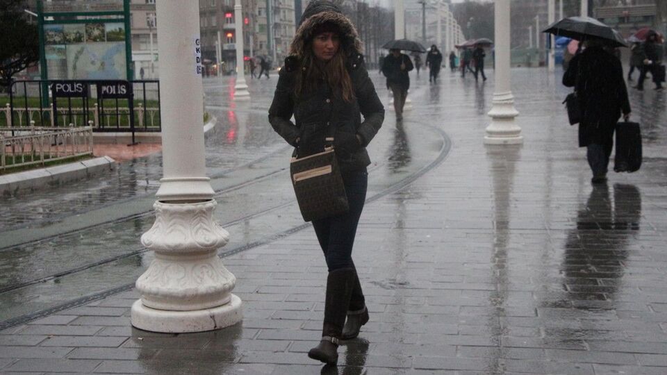 Meteoroloji saat verdi! Sağanak etkisini gösterecek!