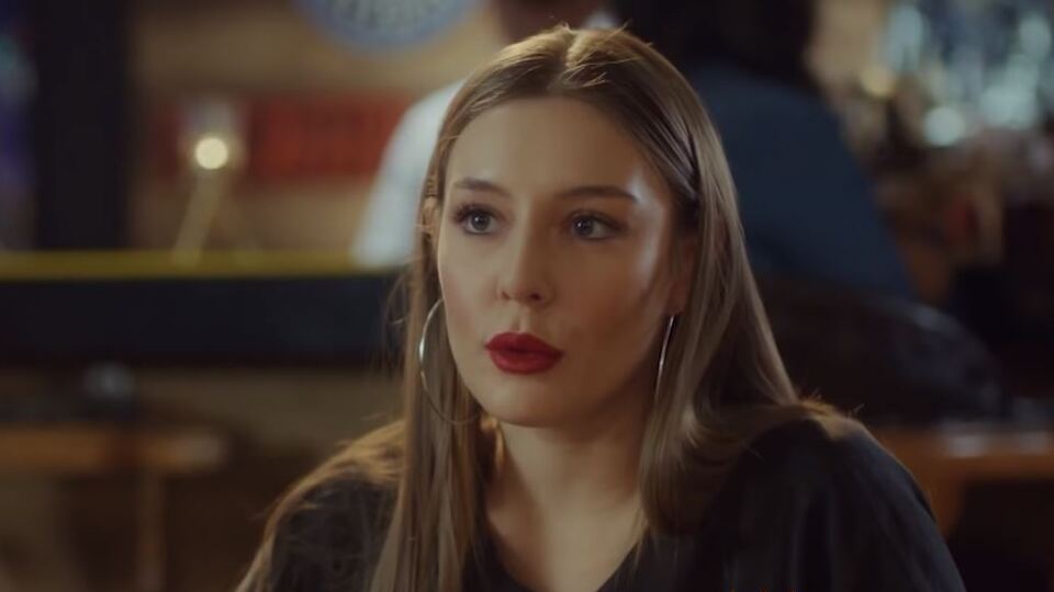 Aylin'in sırları ortaya çıkıyor!
