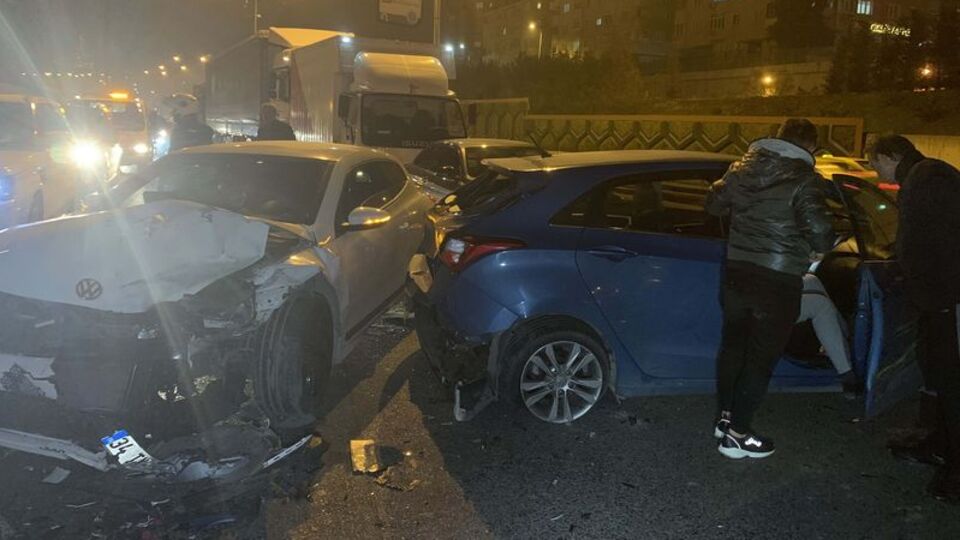 Şile otoyolunda zincirleme kaza