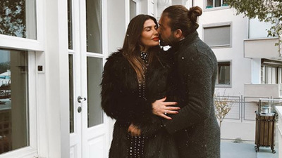 Evlenme teklifi aldı, eski sevgilisi mekana geldi