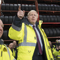 Boris Johnson anketlerde önde gidiyor