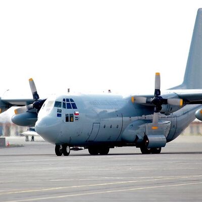 Askeri uçak kutup seferinde kayboldu