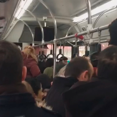 Şoför küserse... Halk otobüsünde yaşandı!