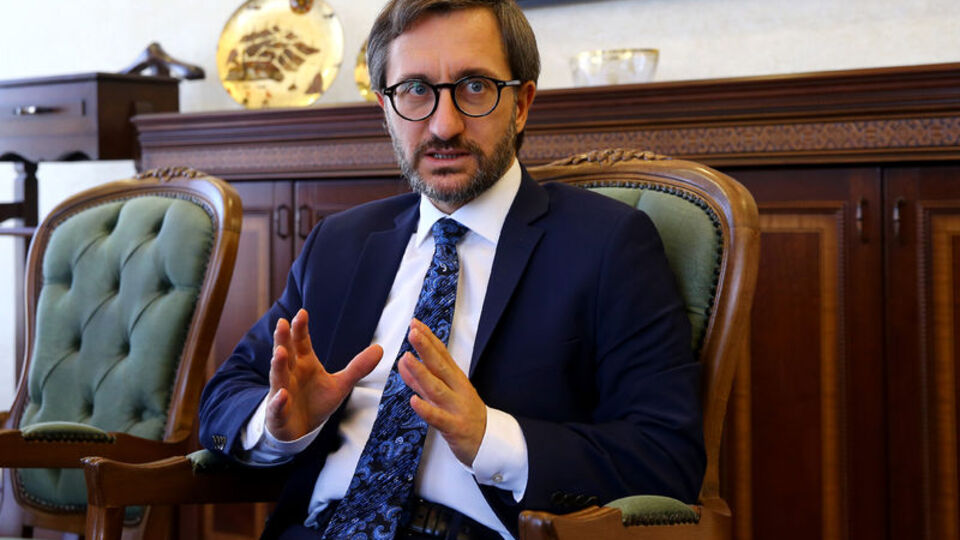 "Orhan Pamuk değil"