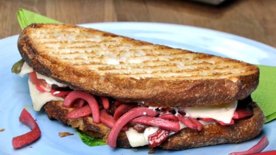 Ayvalık tostu tarifi, nasıl yapılır?