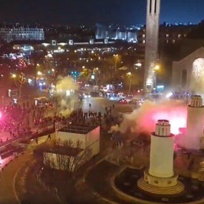 Paris'te olaylı akşam!