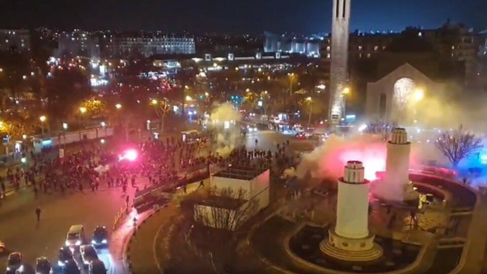 Paris'te olaylı akşam!