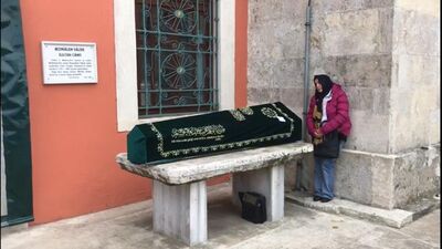 8 yıl sonra toprağa verildi