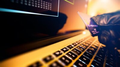 Kartlarımız çalındı, 1 dolara satışta!