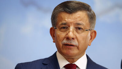 Ahmet Davutoğlu kimdir?