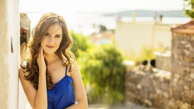 Oya Unustası – Gönül Aslanbey kimdir?