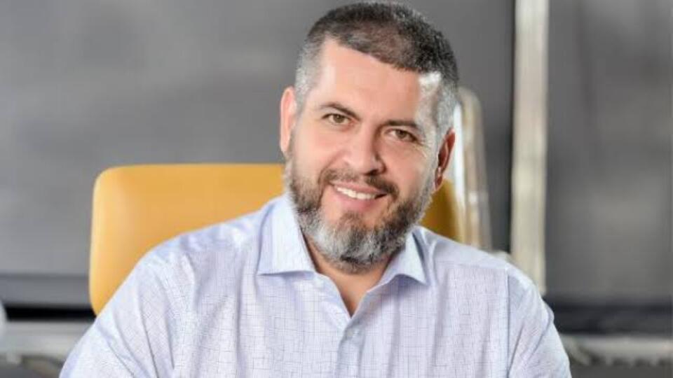 Levent Uysal kimdir?