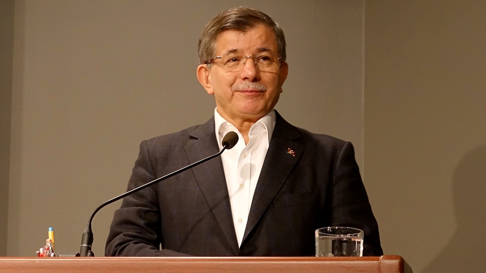 Ahmet Davutoğlu yeni partisini tanıttı