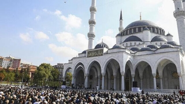 13 Aralık Ankara Cuma namazı saat kaçta?
