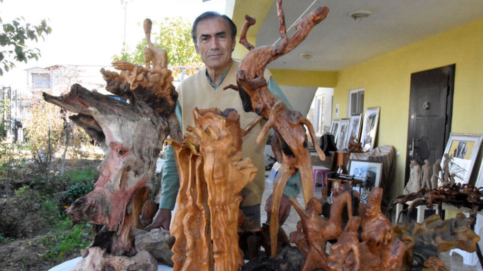 Ağaç kökünden sanat eserine