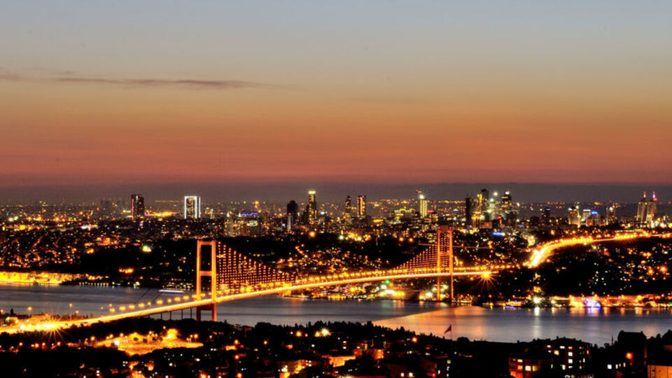İstanbul'a Yalın destek