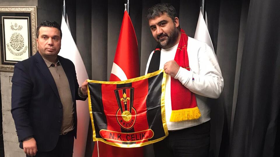 Ümit Özat, Bosna Hersek'te