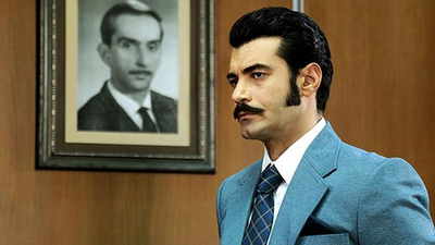 Babasıyla aynı karede