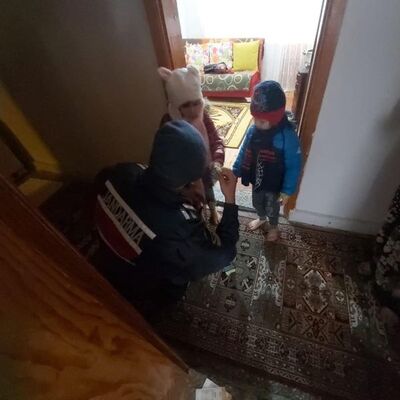 Jandarma mevsimlik işçi oldu! Film gibi operasyon!