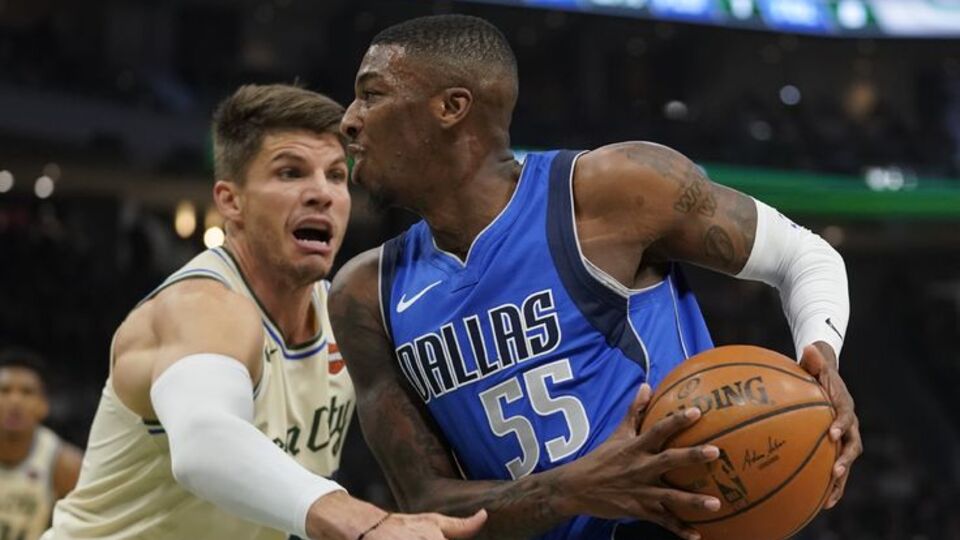 Bucks'ın galibiyet serisi bitti