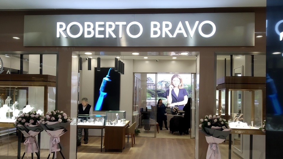Roberto Bravo'dan Çin'e mağaza