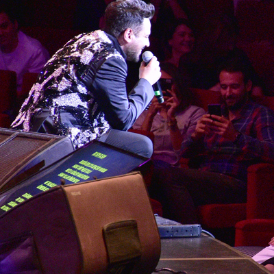 Eski eşinin gözlerine bakarak söyledi