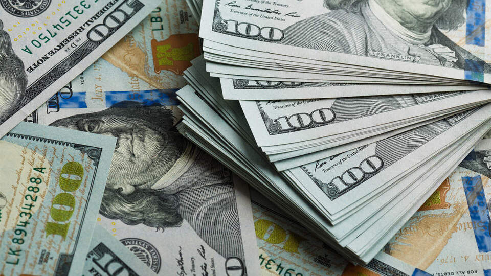 Dolar kritik seviyeyi aştı