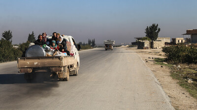 İdlib'den 50 bin kişi Türkiye'ye geliyor