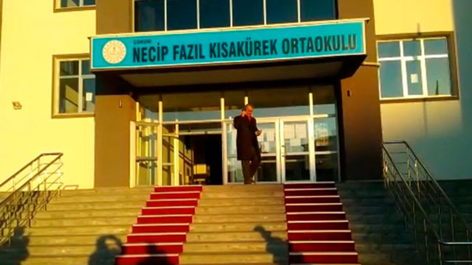 14 öğrenci hastaneye kaldırıldı