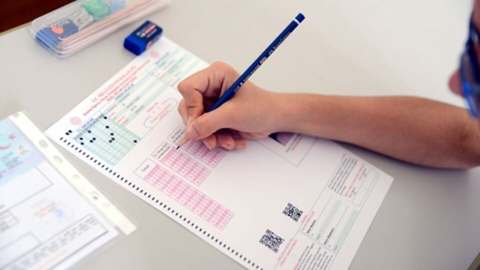 AÖF geçme notu nedir?