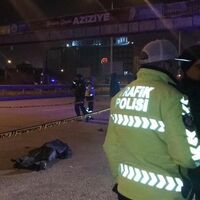 Aracın altında kalan üniversiteli öldü