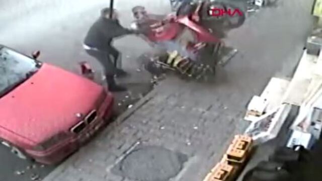 Gaz kolu kilitlendi! Öyle bir şahlandı ki!