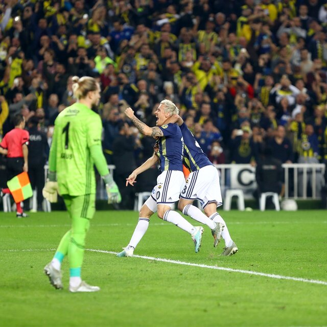 Kruse, Beşiktaş'ı da boş geçmedi!