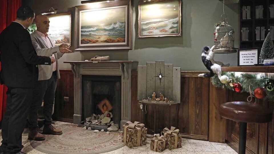 Banksy'den ayrım duvarına tepki eseri