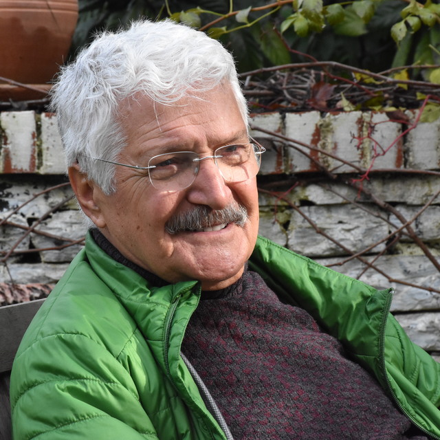 Bilet satarak oyuncu oldu