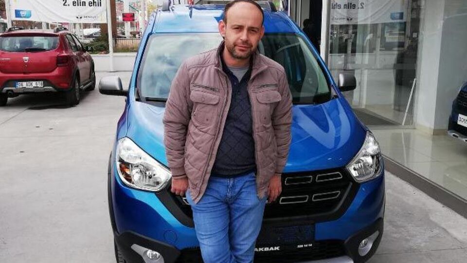 Yemek masası taşıdı! Merdivenden düşüp öldü!