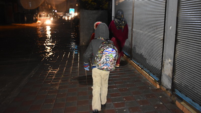 Adana'nın bazı ilçelerinde okullar tatil edildi