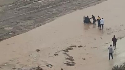 Sele kapılan çocuğu böyle kurtardılar!