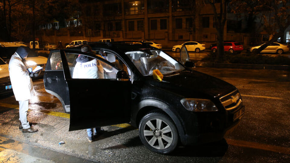 Kalaşnikoflu ve tabancalı şüpheli yakalandı