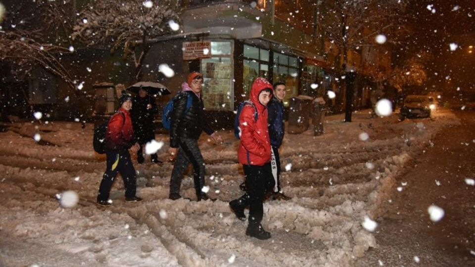 Kayseri'de 2 ilçede taşımalı eğitime ara verildi