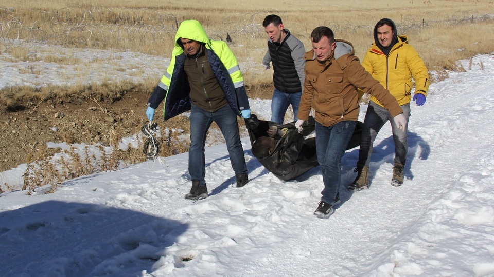 İran sınırından bir ceset daha çıktı!