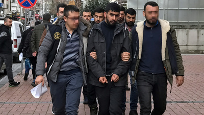 DEAŞ'lılar sınırı geçerken yakalandı