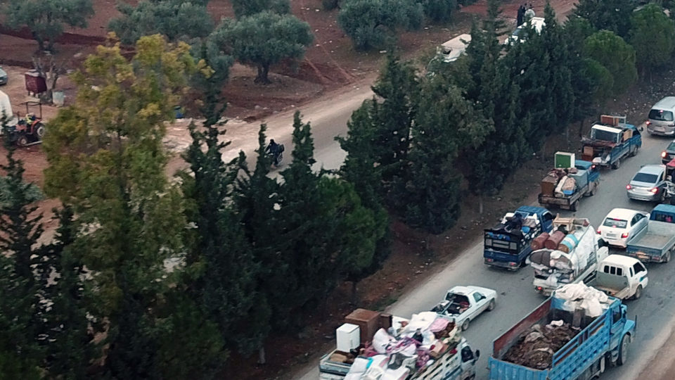 İdlib'den kaçış sürüyor!