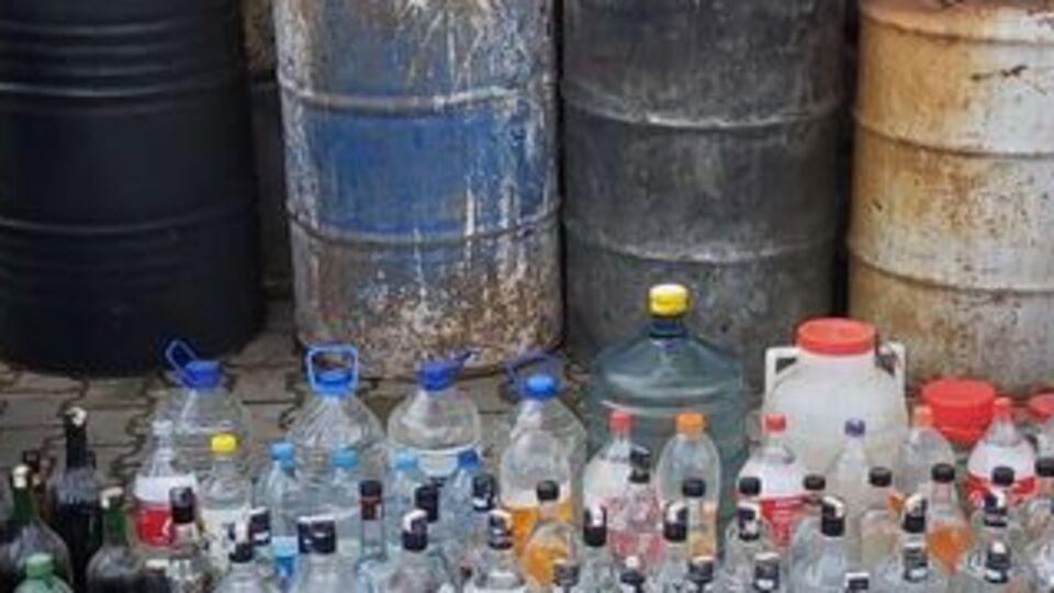 Manisa'da sahte içki operasyonu!