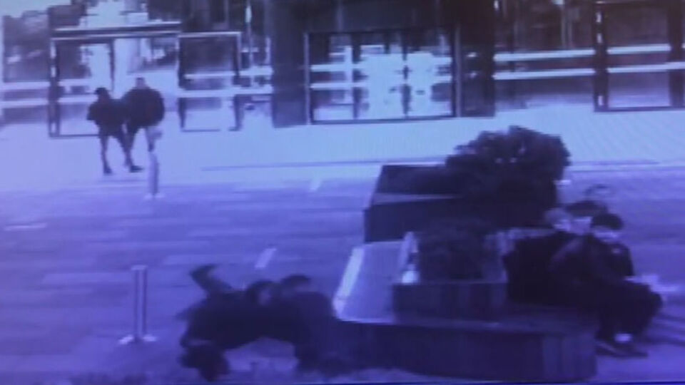 Tuvalet kavgasında 3 kardeş bıçaklandı!