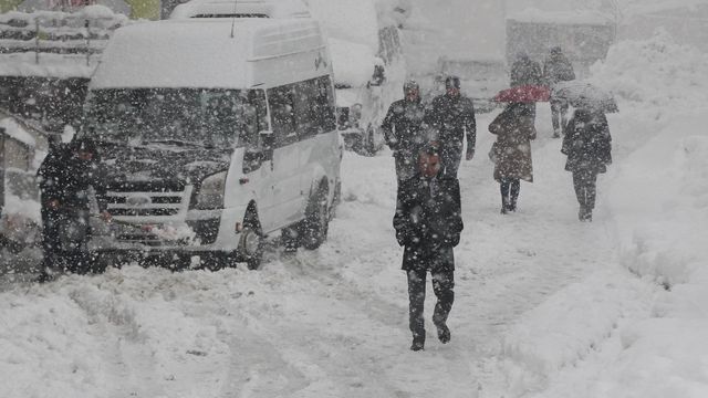 527 bölgeye ulaşım sağlanamıyor!