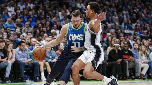 Mavericks, Spurs'u mağlup etti