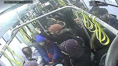 Otobüste taciz iddiasına feci dayak!