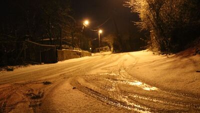İstanbul'un yükseklerinde kar yağışı